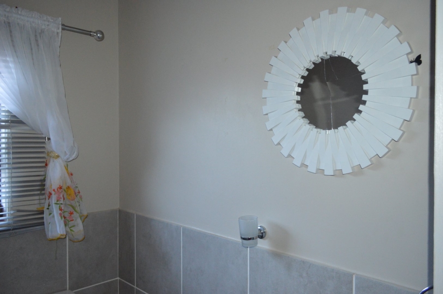 3 Bedroom Property for Sale in Flamwood North West